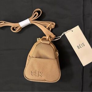 NWT BÉIS The Expandable Crossbody Charm in Camel — Limited Edition and Sold Out!